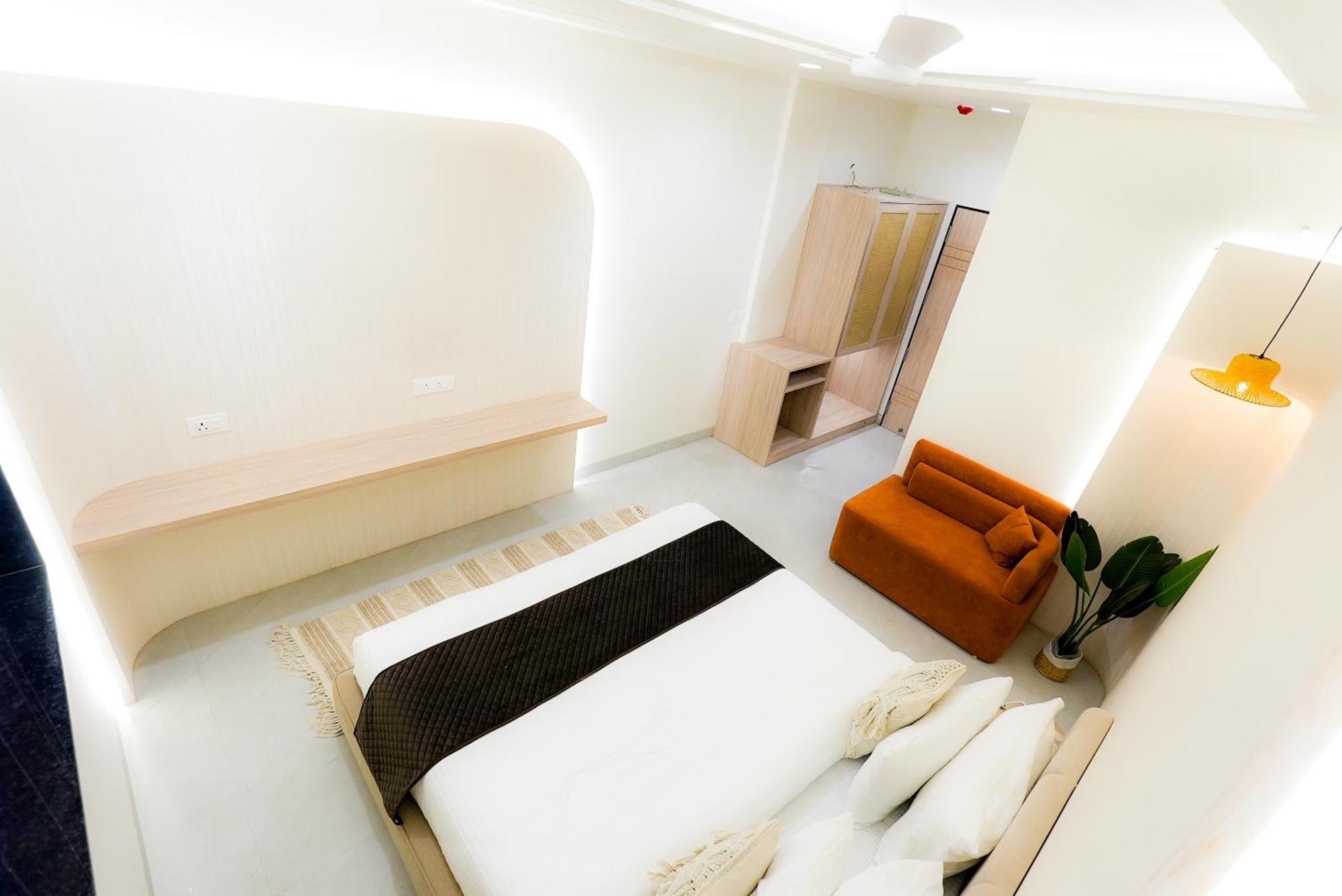 Hotel Elinor By Dazzling Hotels & Resorts Agra  Exteriör bild