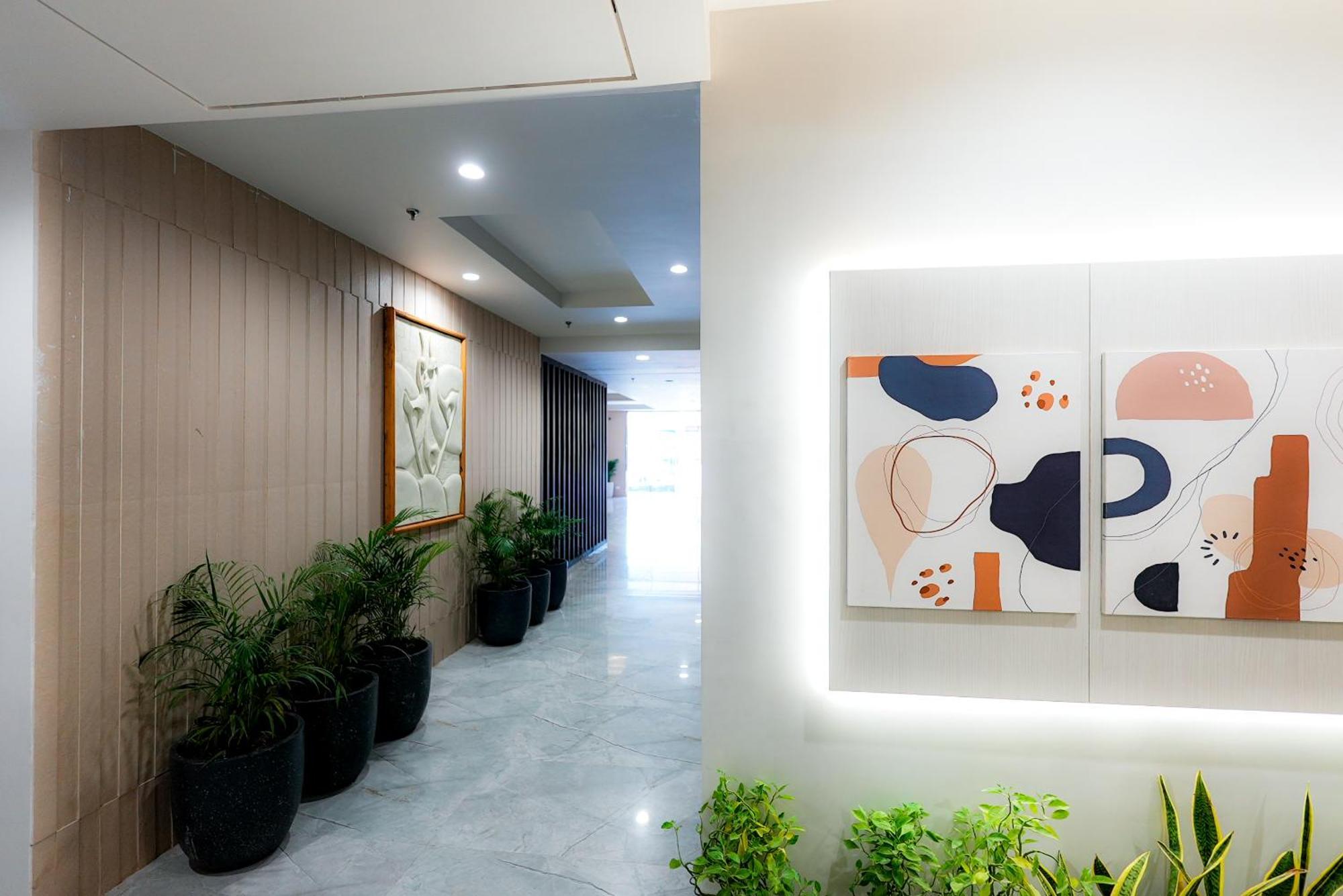 Hotel Elinor By Dazzling Hotels & Resorts Agra  Exteriör bild