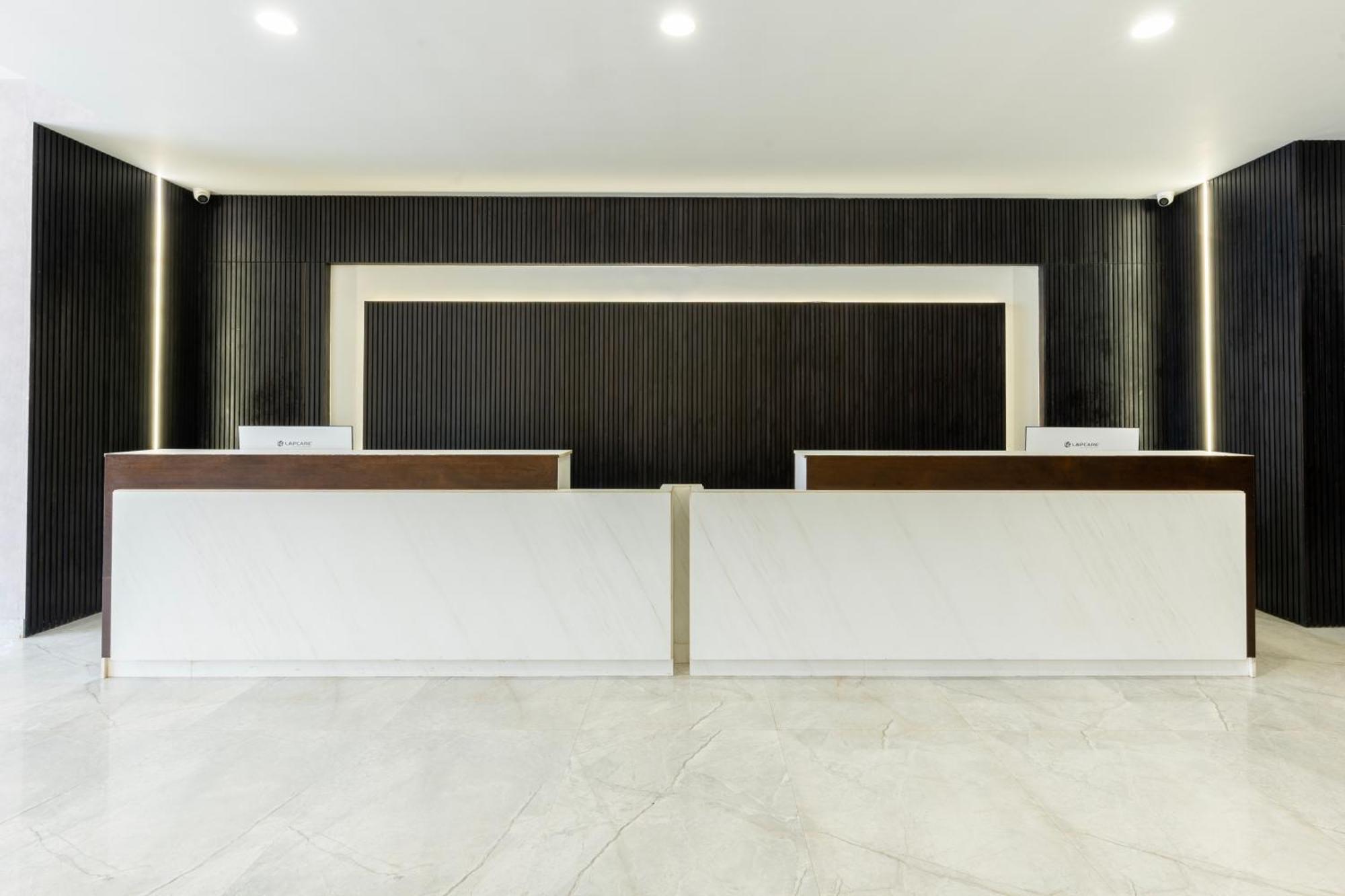 Hotel Elinor By Dazzling Hotels & Resorts Agra  Exteriör bild